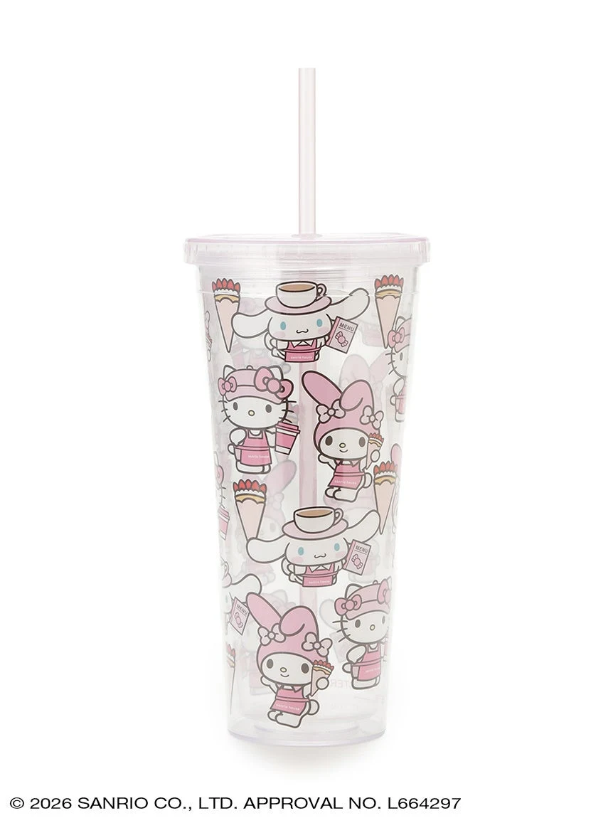 カフェデザインのクリアタンブラー。スタッフ姿のキャラクターが並ぶ柄で、名古屋は10月29日先行、通販は11月5日発売予定。